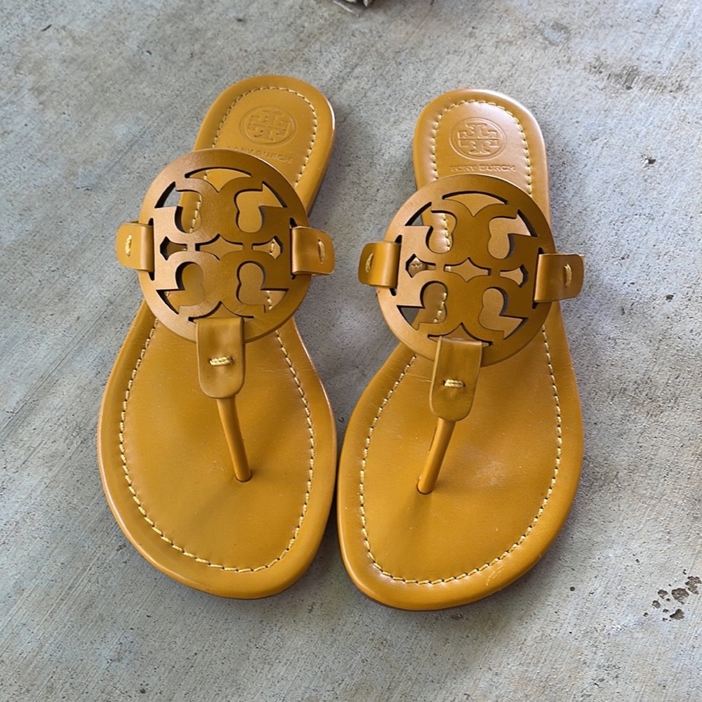 Never been worn Tory Burch Sandals! Size: 7!